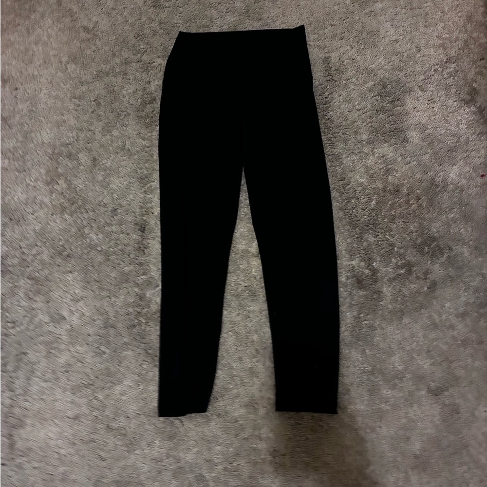 Yogalicious Lux Black Capri Leggings